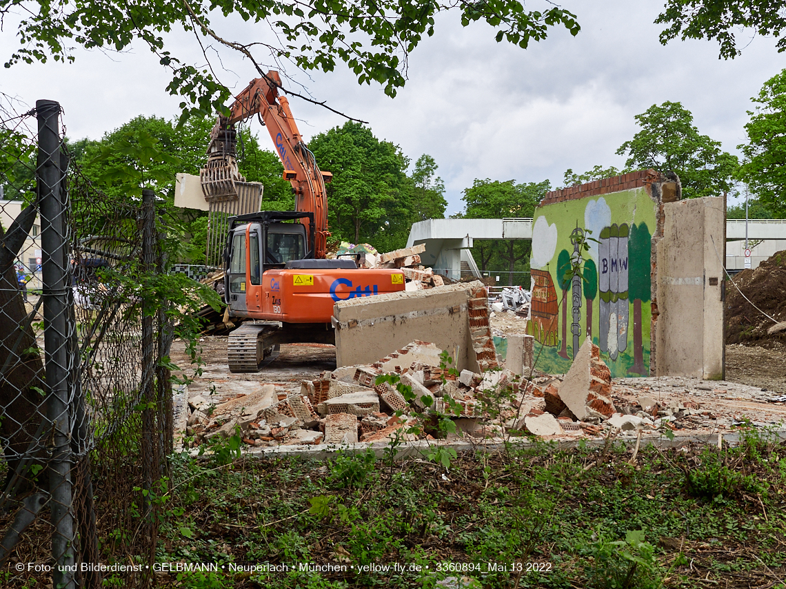 13.05.2022 - Baustelle am Haus für Kinder in Neuperlach